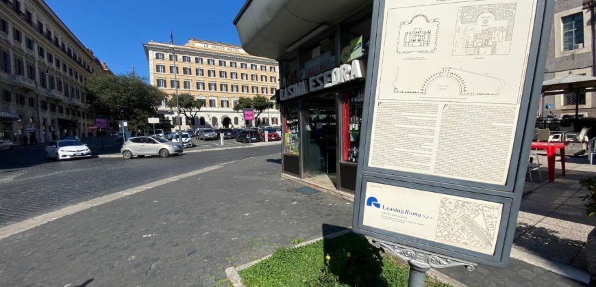 Piazza della Repubblica, storico Bar in vendita