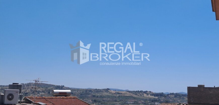 Aragona, appartamento divisibile in due unità immobiliari