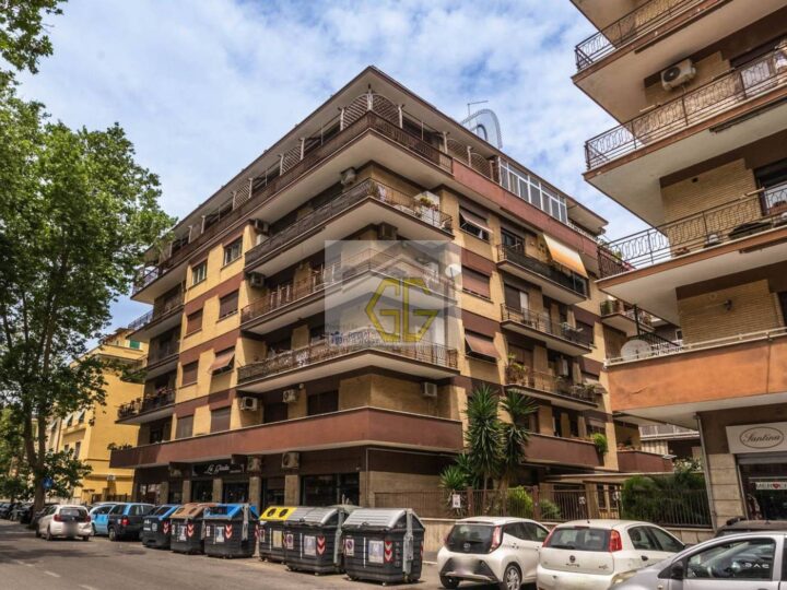 Roma Ostia, appartamento quadrilocale