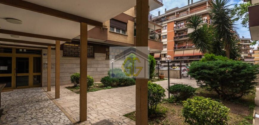 Roma Ostia, appartamento quadrilocale