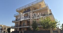 Roma Prato Fiorito, ufficio con posto auto